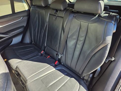 Used 2014 BMW X5 xDrive35d image 24