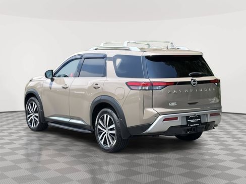 Certified 2024 Nissan Pathfinder Platinum w/ Lighting Package (N93) AWD/4WD image 8