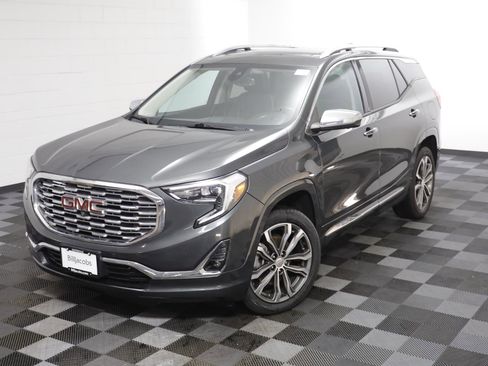 Used 2019 GMC Terrain Denali w/ Advanced Safety Package image 2
