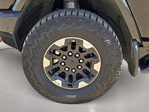 Used 2024 GMC Hummer EV 2X w/ Extreme Off-Road Package AWD/4WD image 11