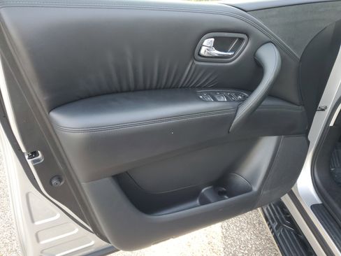 Used 2021 Nissan Armada SV image 15