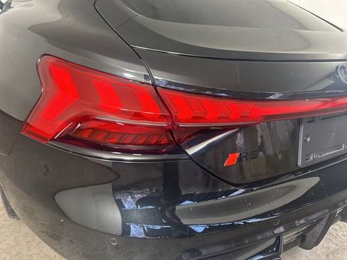 New 2026 Audi RS e-tron GT performance image 17