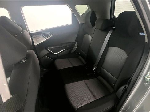 Used 2025 Kia Soul LX FWD image 21
