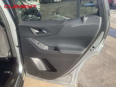 Used 2025 Chevrolet Equinox LT image 27