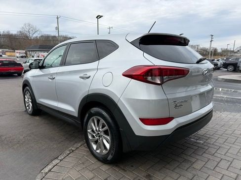 Used 2018 Hyundai Tucson SE image 8