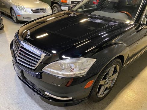 Used 2010 Mercedes-Benz S 550 4MATIC image 27