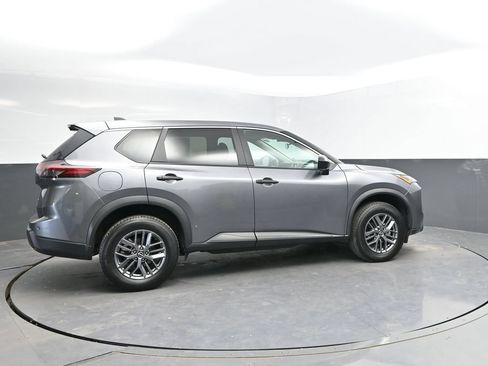 Used 2024 Nissan Rogue S AWD/4WD image 10