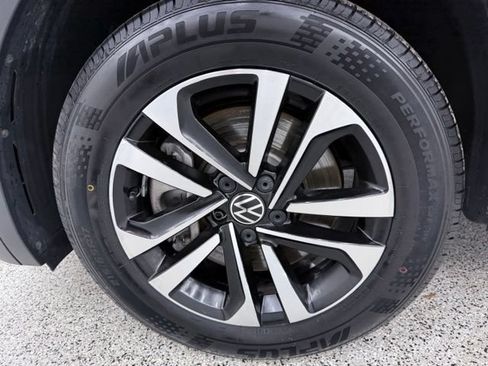 Used 2022 Volkswagen Tiguan S AWD/4WD image 12