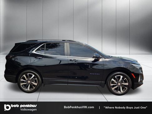 Used 2022 Chevrolet Equinox LT FWD image 24