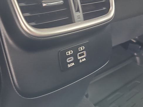 Certified 2025 Subaru Outback Premium AWD/4WD image 11