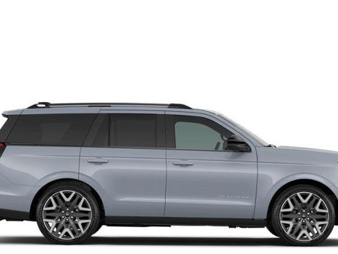 New 2026 Ford Expedition Platinum image 5