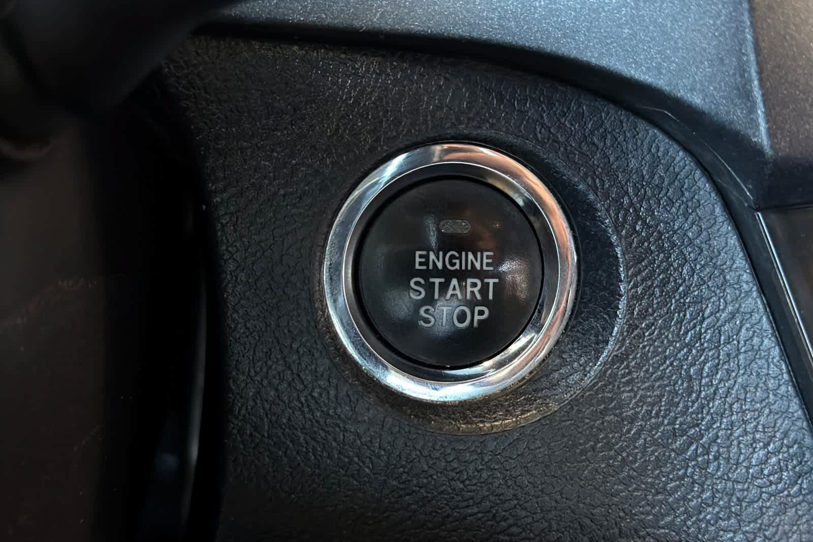 Used 2020 Toyota Sienna SE Premium AWD/4WD image 27