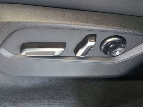 Certified 2026 Acura MDX w/Technology Package image 18