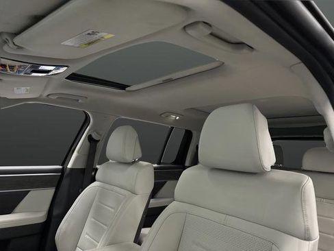 Used 2024 Hyundai Santa Fe Calligraphy image 7