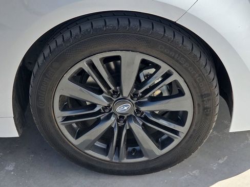 Used 2024 Toyota Corolla LE FWD image 11