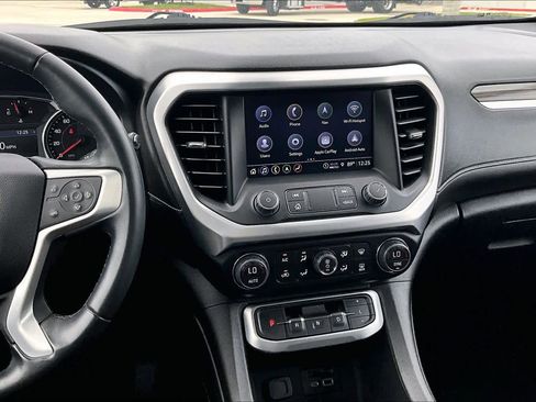 Certified 2023 GMC Acadia SLT AWD/4WD image 12