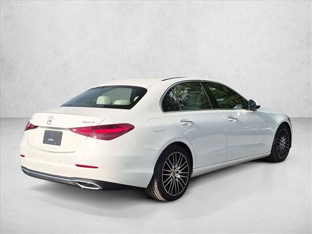 Used 2023 Mercedes-Benz C 300 4MATIC Sedan image 5