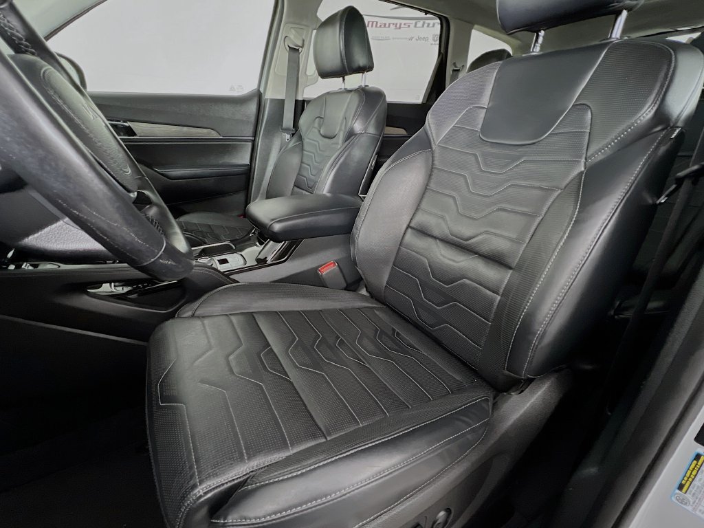 Used 2022 Kia Telluride SX w/ SX Prestige Package AWD/4WD image 23