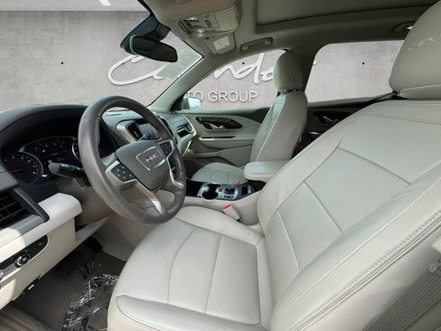 Used 2020 GMC Terrain Denali w/ Denali Premium Package FWD image 19