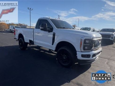 Used 2023 Ford F250 XL w/ STX Appearance Package image 2