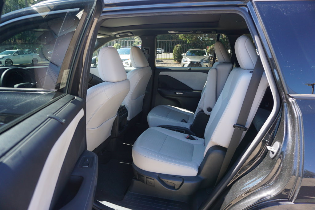 Used 2024 Lexus TX 350 FWD w/ Captains Chair Package image 16