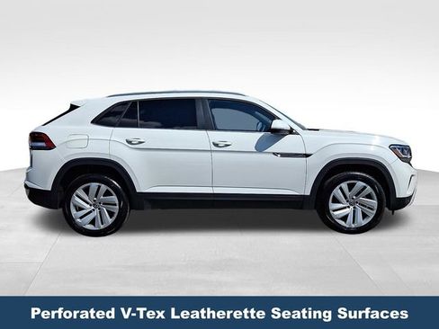 Used 2022 Volkswagen Atlas Cross Sport SE image 9