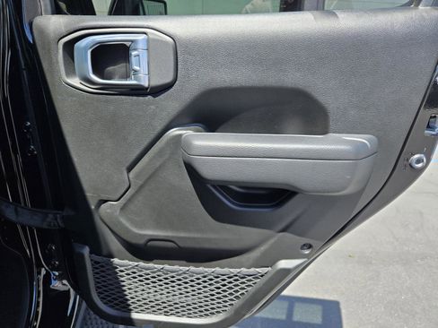 Certified 2022 Jeep Wrangler Unlimited Sport image 30