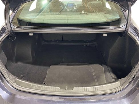 Used 2023 Chevrolet Malibu LT FWD image 11