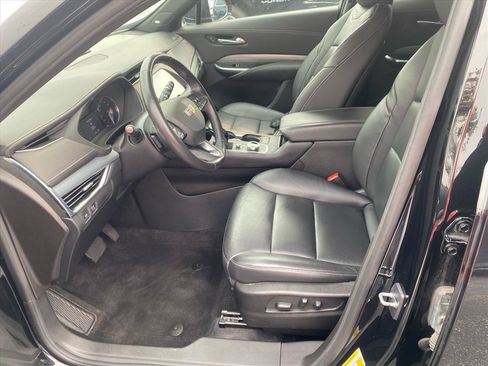Used 2023 Cadillac XT4 Premium Luxury w/ Cold Weather Package AWD/4WD image 9