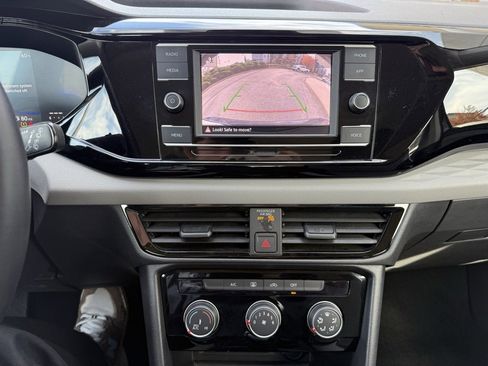 Used 2024 Volkswagen Taos S image 23