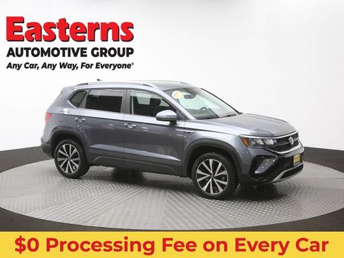 Used 2022 Volkswagen Taos SE FWD image 45