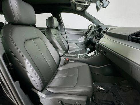 New 2025 Audi Q3 2.0T Premium Plus image 8