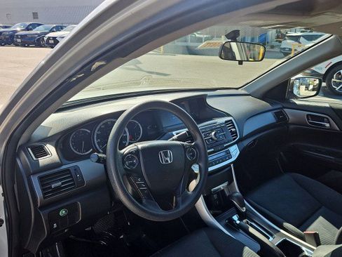 Used 2014 Honda Accord LX image 10
