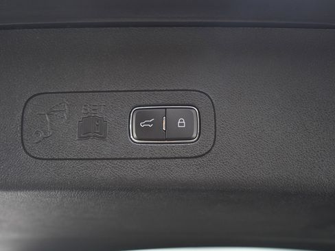 Used 2023 Lincoln Aviator Reserve w/ Equipment Group 201A image 19