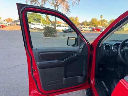 Used 2010 Ford Explorer Sport Trac Limited image 22