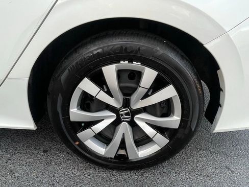 Certified 2024 Honda Civic LX image 38