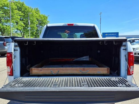 Used 2017 Ford F150 XLT w/ Trailer Tow Package AWD/4WD image 8