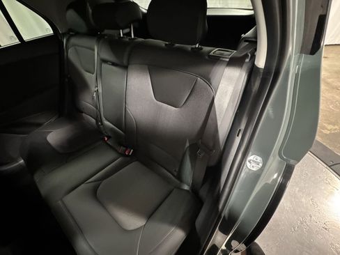 Certified 2025 Kia Niro EX Touring image 30