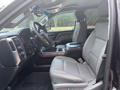 Used 2018 Chevrolet Silverado 2500 LTZ w/ Duramax Plus Package image 20