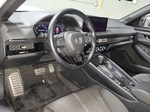 Certified 2023 Honda Accord Sport image 11