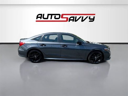 Used 2024 Honda Civic Sport image 8