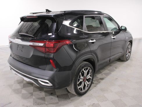 Used 2022 Kia Seltos SX w/ Sunroof Package image 29