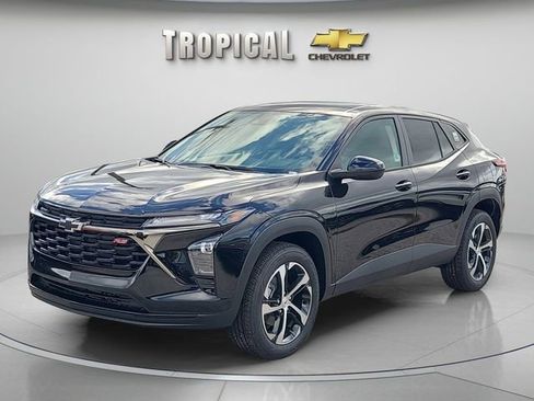 New 2026 Chevrolet Trax RS image 1