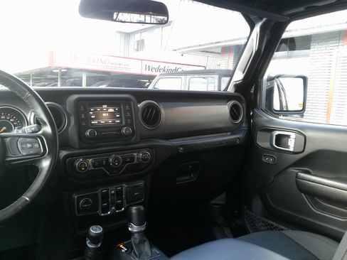Used 2021 Jeep Wrangler Unlimited Sport image 20