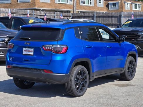 New 2026 Jeep Compass Latitude image 10