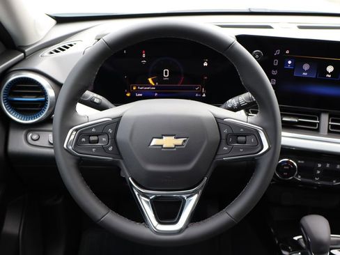 New 2026 Chevrolet Trax LT w/ Driver Confidence Package image 13