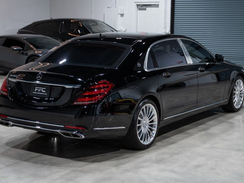 Used 2018 Mercedes-Benz Maybach S 560 4MATIC image 6