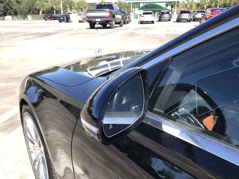 Certified 2023 Mercedes-Benz S 500 4MATIC image 9