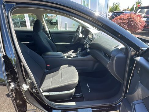 Used 2024 Nissan Sentra S FWD image 22
