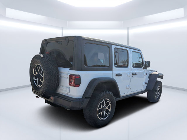 Certified 2026 Jeep Wrangler Unlimited Rubicon AWD/4WD image 3